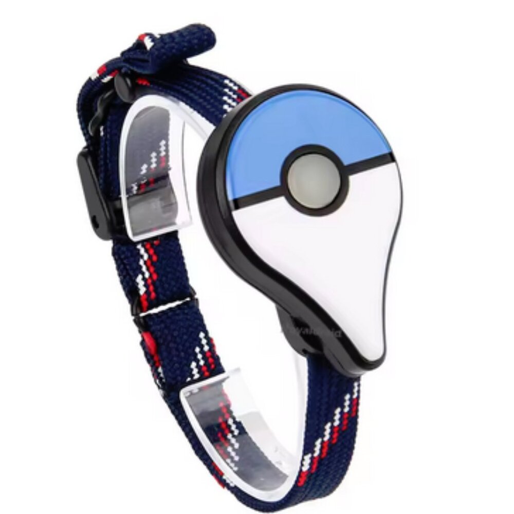 Pokemon GO Plus Bracelet Light Blue Auto Catch Bluetooth